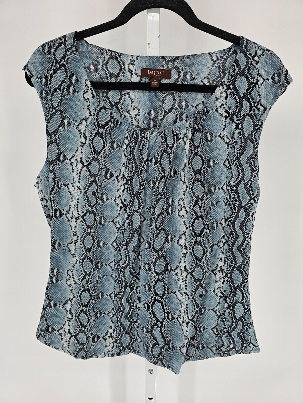 Tesori Womens Sz 0X Sleeveless Blouse Blue Gray Snakeskin Animal Print